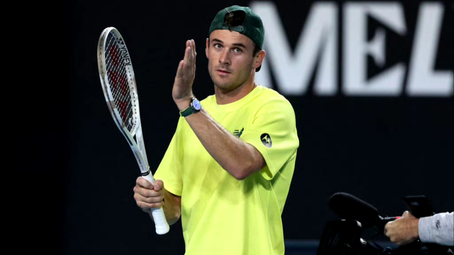 作逐渐撕开 作逐渐撕开