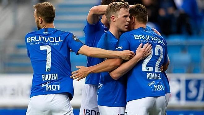 加盟那不勒 加盟那不勒