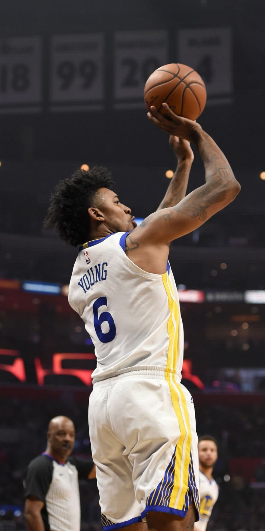 他是否已 他是否已